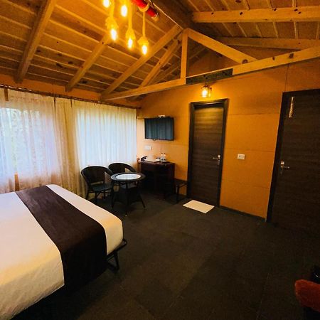 Sea Hawk - Luxury Hill Resort 4 Mins From Bhimtal Lake المظهر الخارجي الصورة
