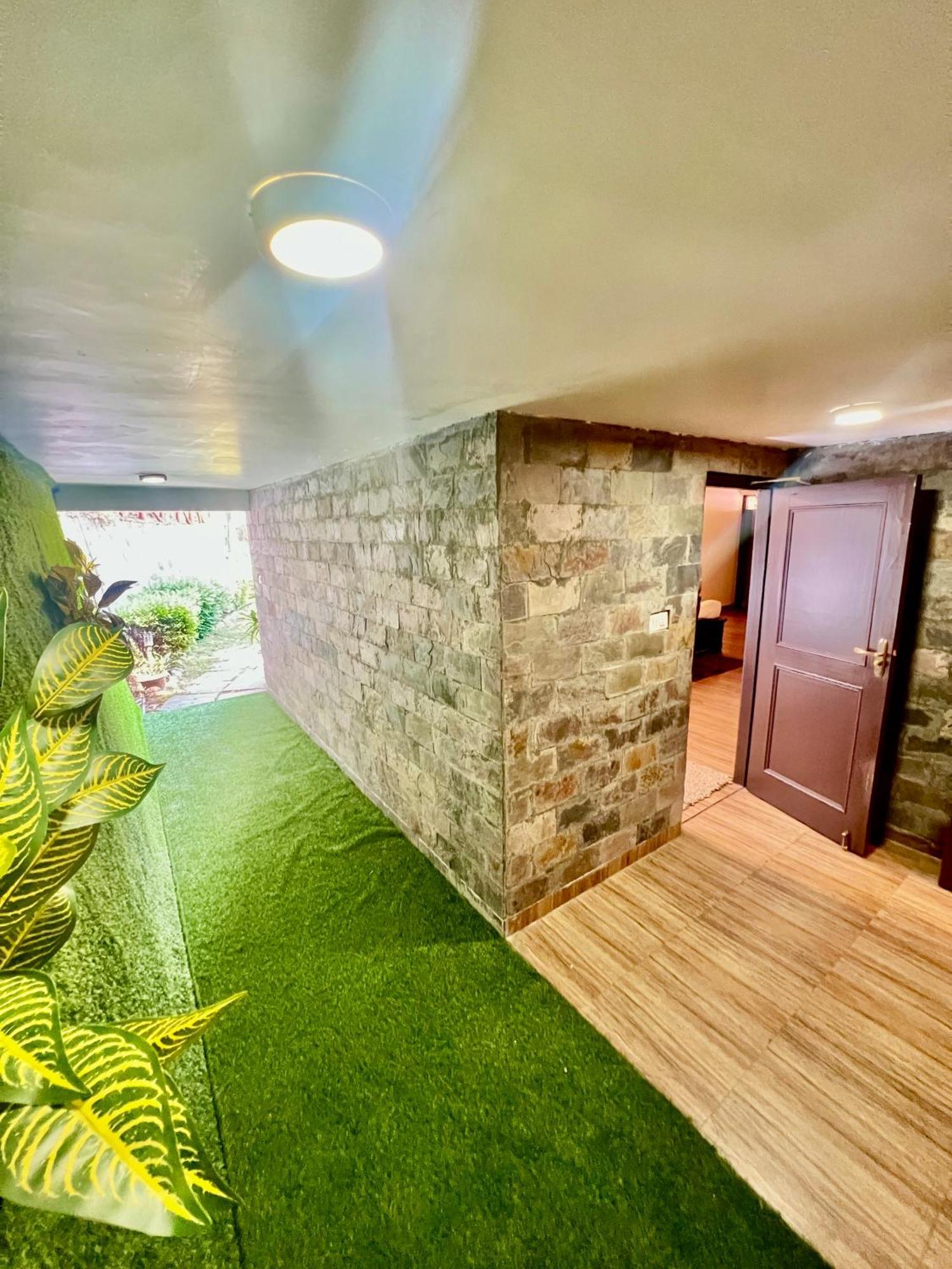 Sea Hawk - Luxury Hill Resort 4 Mins From Bhimtal Lake المظهر الخارجي الصورة